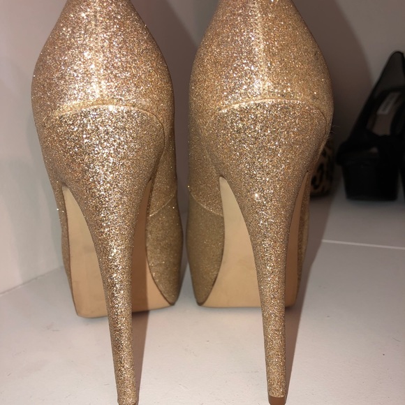 Steve Madden - Picture 3 of 4